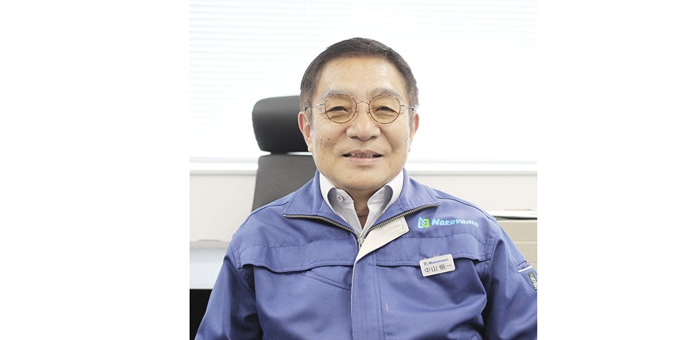 22面【挑む!加工現場】ナカヤマ精密(フェムト秒レーザー加工機)P1.jpg
