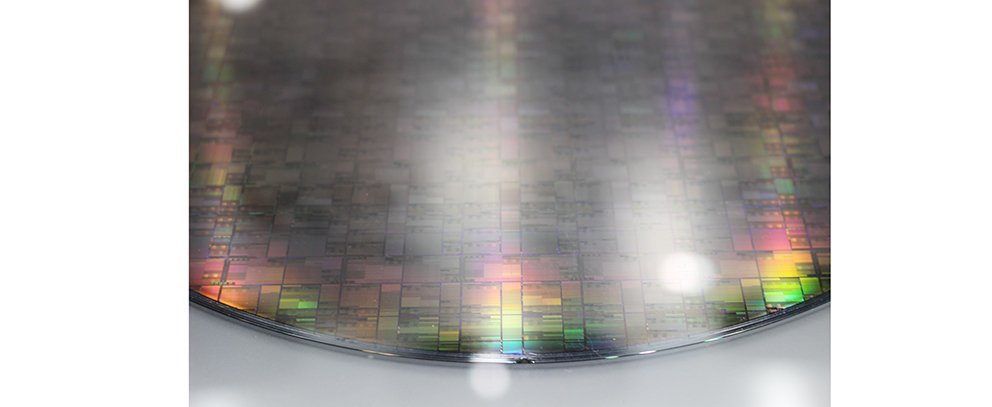 8面半導体業界の勝ち筋(1)本文P2.jpg