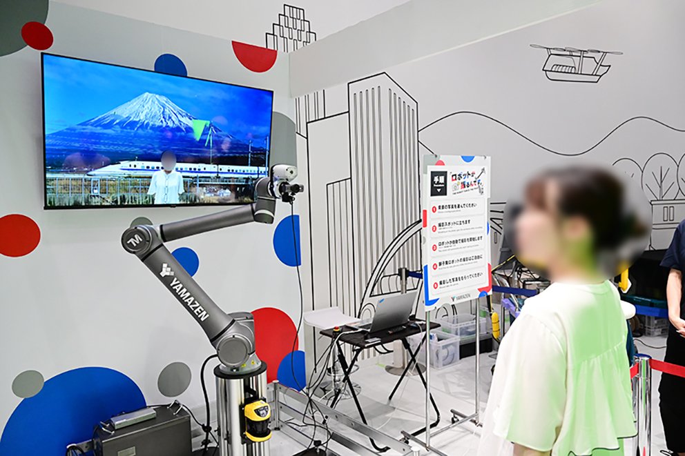 山善TFS万博出展写真3.jpg
