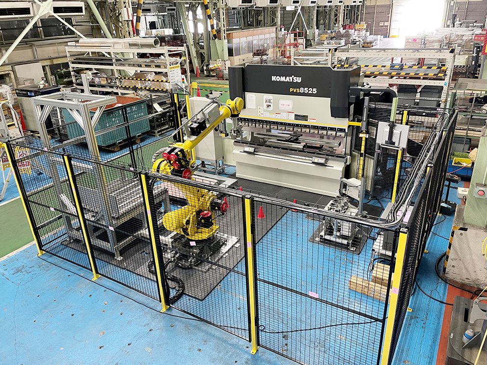 PVS8525ロボットシステム(背景そのまま).jpg