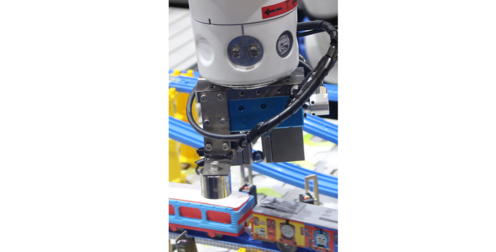 14・15面モノづくり特集・ロボットP7北川鉄工所(220309国際ロボット展).jpg
