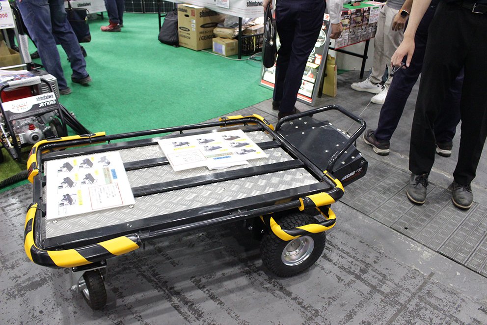 どてらいやまびこ_牽引型ロボット台車.jpg